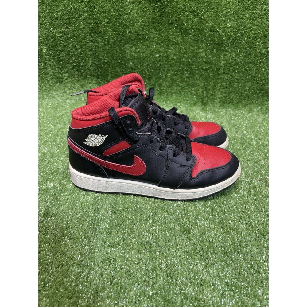 Nike Air Jordan 1 Mid Size 6Y Black Fire Red Alternate Bred GS Shoes DQ8423-067